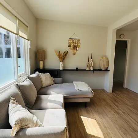 Willem's Beachhouse Apartment *